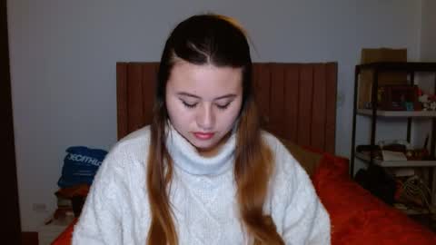 Snapshot of eimy_collin chatting on March 5, 12:49 am EIMY MODEL INDEPENDENT online show from March 5, 12:49 am