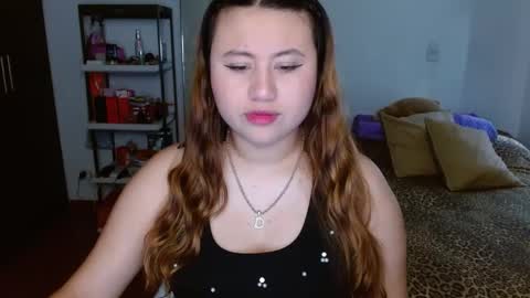 Snapshot of eimy_collin chatting on December 3, 8:50 pm EIMY MODEL INDEPENDENT online show from December 3, 8:50 pm