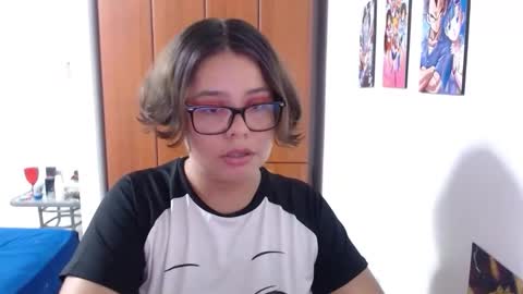 Snapshot of eimy_saenzz chatting on October 25, 11:33 pm eimy_saenzz online show from October 25, 11:33 pm