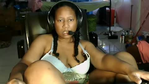 Eirondra Valeen online show from April 3, 12:08 am