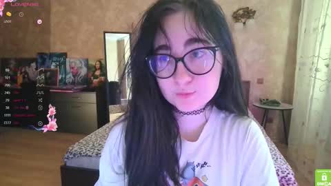 If you like it when I meow give me a thumbs up online show from November 6, 9:04 am