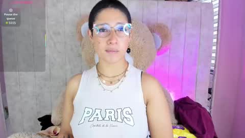 Snapshot of elaine87_ chatting on September 30, 9:30 pm elaine87_ online show from September 30, 9:30 pm