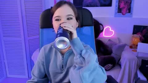 Your sweet girl online show from September 11, 7:47 pm