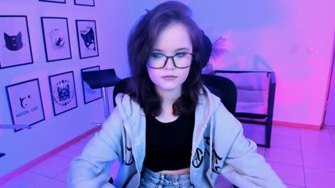 Your sweet girl online show from January 24, 7:18 pm