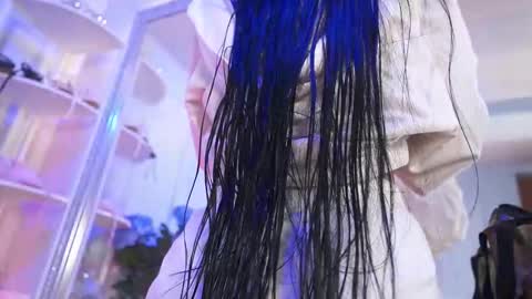 Elasummeer online show from March 24, 12:10 pm