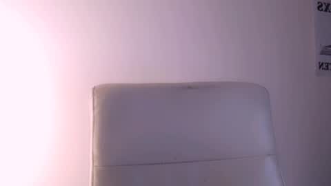 Snapshot of elektra_sky11 chatting on March 7, 2:23 pm  Elektra Sky  online show from March 7, 2:23 pm