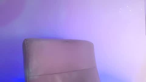 Snapshot of elektra_sky11 chatting on March 1, 2:34 pm  Elektra Sky  online show from March 1, 2:34 pm