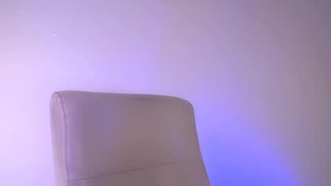 Snapshot of elektra_sky11 chatting on February 27, 2:21 pm  Elektra Sky  online show from February 27, 2:21 pm