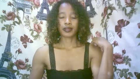 elenah013 online show from December 15, 6:51 am