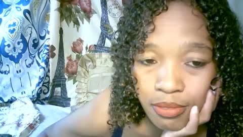 elenah013 online show from January 10, 7:02 am