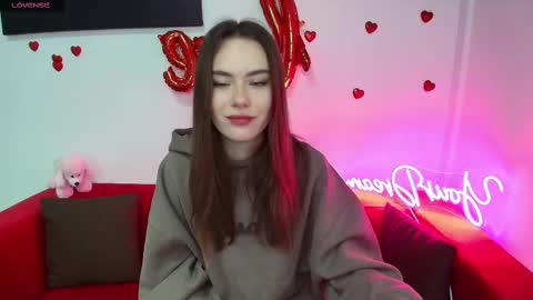 Snapshot of elenaoconar chatting on March 11, 6:41 am elenaoconar online show from March 11, 6:41 am
