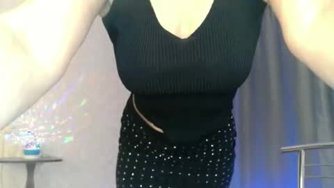 elenaza online show from May 20, 9:34 pm