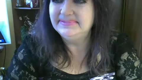 Snapshot of elenazed chatting on February 12, 8:16 am ElenaZed online show from February 12, 8:16 am