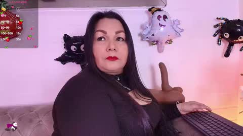 Snapshot of elenna_boobs_ chatting on October 14, 2:47 am elenna_boobs_ online show from October 14, 2:47 am