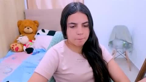 agnes online show from February 9, 6:43 pm