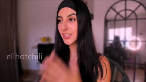 Eli online show from December 12, 10:31 pm