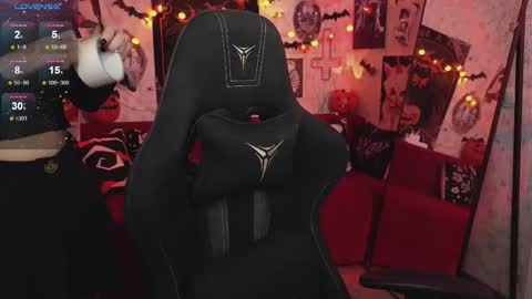  MORE ME   online show from October 17, 10:24 pm