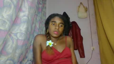 elina981 online show from April 13, 5:47 pm