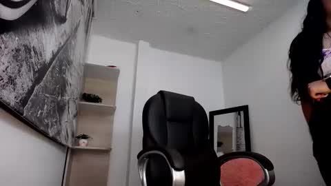 Elina  online show from January 10, 1:21 am