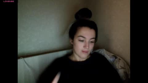 elisa_dove208 online show from November 17, 2:45 am