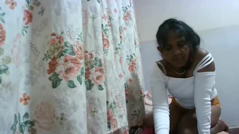 elisabet88 online show from December 14, 8:03 pm