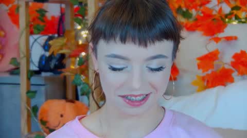 ElisabethDavis online show from October 13, 3:36 pm