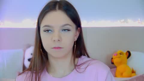 ElisabethDavis online show from March 6, 6:05 pm