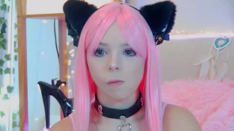 ElisabethDavis online show from September 20, 3:21 pm