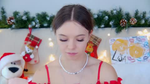 ElisabethDavis online show from December 9, 3:44 pm