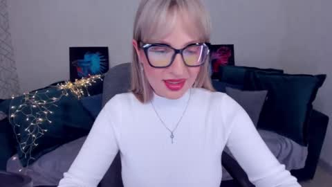 Elisabeth online show from February 21, 4:59 pm