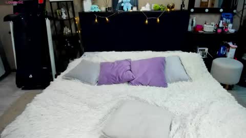 Lisa online show from March 2, 5:08 am