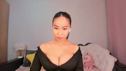 Snapshot of eliza_bad chatting on September 15, 12:13 pm Lika online show from September 15, 12:13 pm