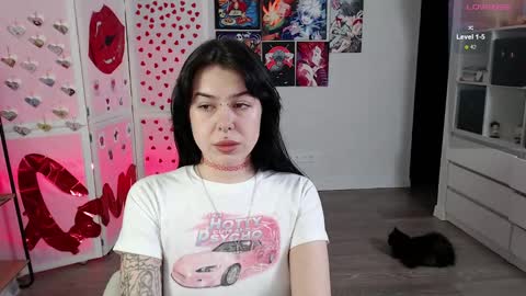 Ari online show from February 12, 3:06 pm