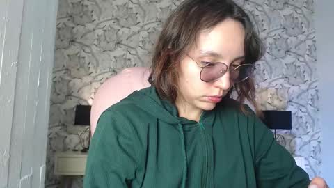 Eliza online show from February 3, 7:18 pm