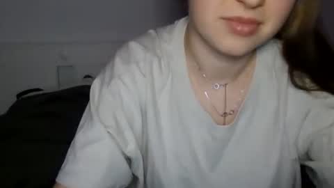 Elizabet 18 online show from February 15, 10:54 pm