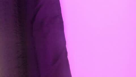 Snapshot of elizabeth_roman chatting on February 26, 3:03 am Montserrath online show from February 26, 3:03 am