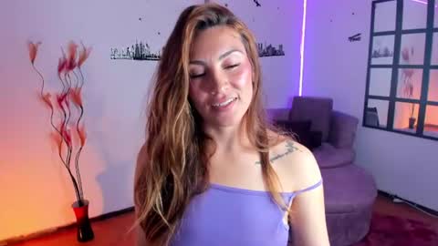 Elizabeth online show from July 29, 11:05 pm