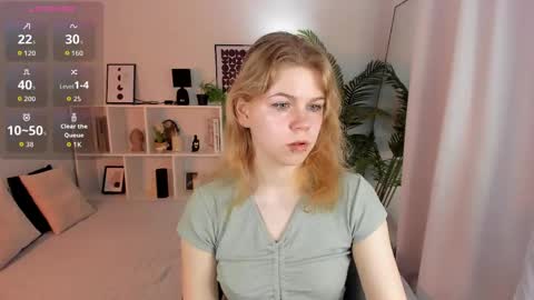 Elizabeth online show from May 10, 5:42 am