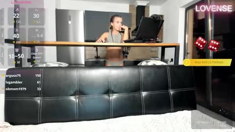 Eliz                               online show from October 5, 5:29 pm