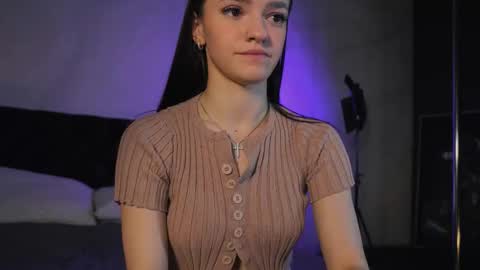 elizzza_ online show from November 25, 5:31 am