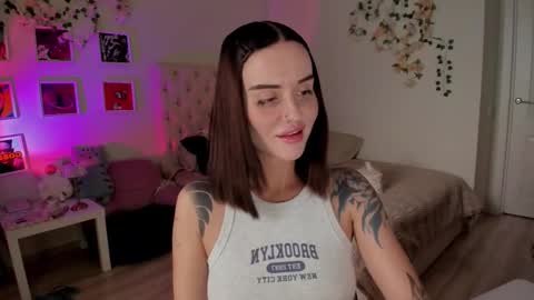 ELLA online show from September 20, 8:45 am