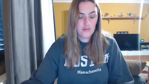 Ella  Max online show from February 3, 6:56 am