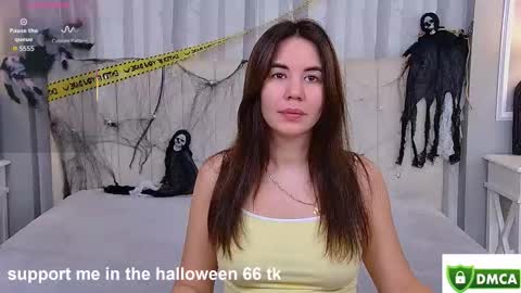 Ella online show from October 25, 4:09 am