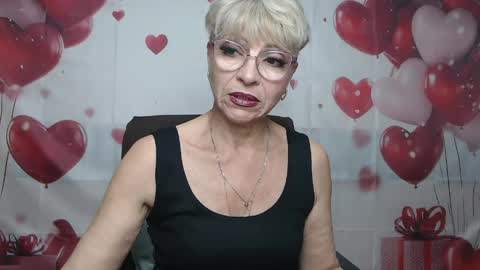 EllaBonito online show from April 13, 6:36 am