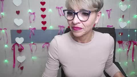 EllaBonito online show from January 26, 4:30 pm