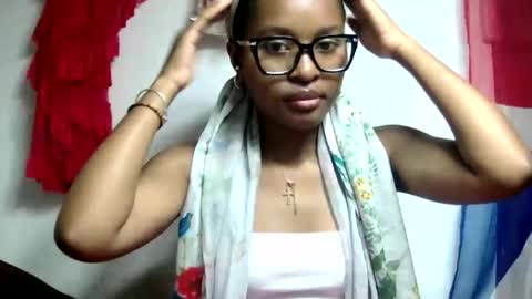 ellah245 online show from February 9, 12:35 am