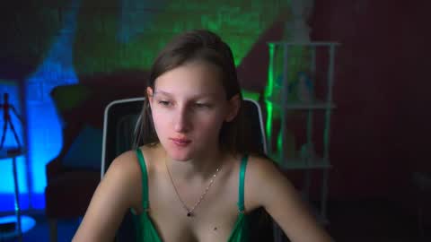 Ella online show from March 2, 6:16 am