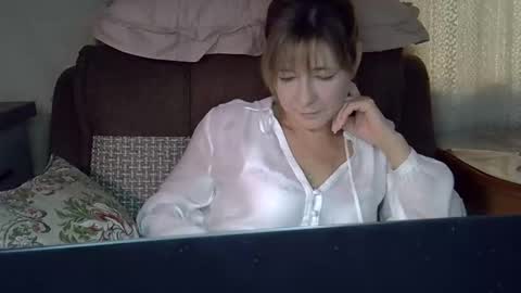 ellajohnsonx online show from October 19, 12:07 pm