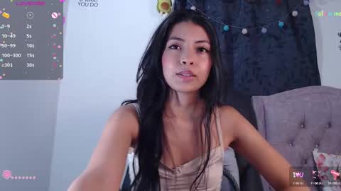 Ella Amoneth online show from February 12, 3:18 am