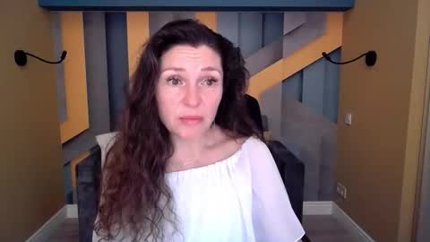 EllaLongs online show from March 1, 12:49 pm